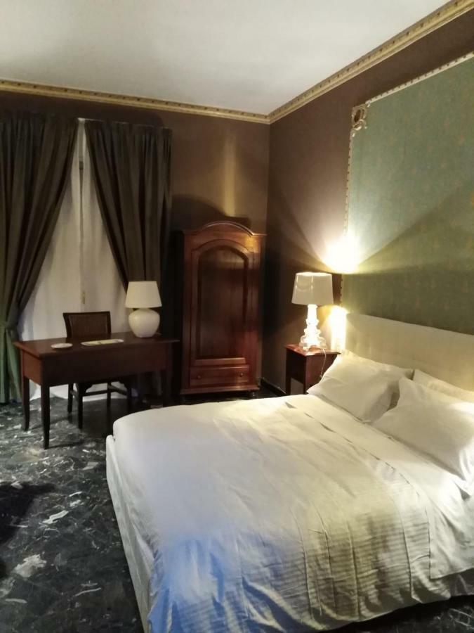 Neathon Rooms Noto Exterior photo