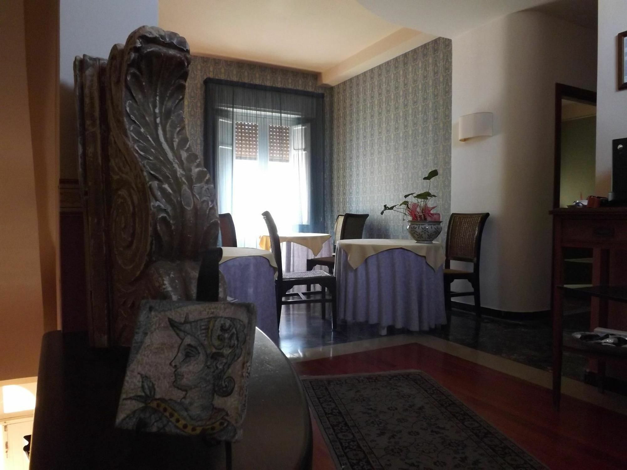 Neathon Rooms Noto Exterior photo